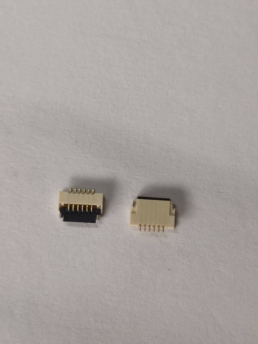 THD0510 掀蓋式下接   0.5pitch   H=1.0mm